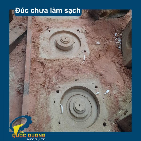 sản phẩm đúc chưa làm sạch khuôn đúc thép
